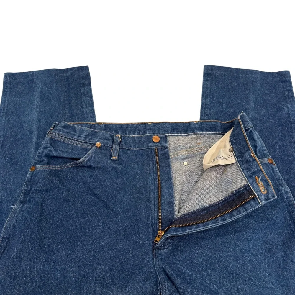 VTG Wrangler 13MWZ Cowboy Cut Jeans Mens 38 Dark Wash Straight Leg Made in USA